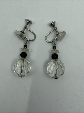 Vintage Classic Clear Crystal Drop Screw-Back Earrings